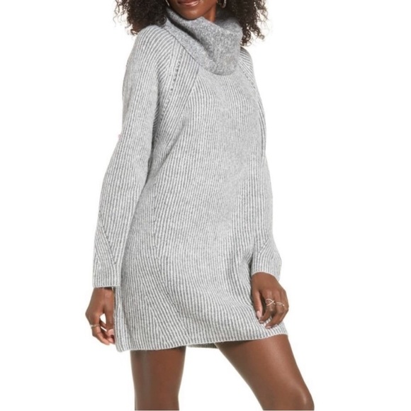 Topshop Dresses & Skirts - NWOT Topshop Sweater Dress